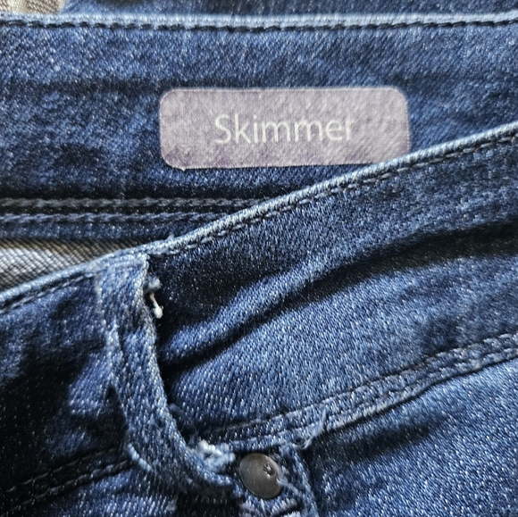 Gloria Vanderbilt Cuffed Denim Capri Pants Plus Size 16W - Picture 6 of 6